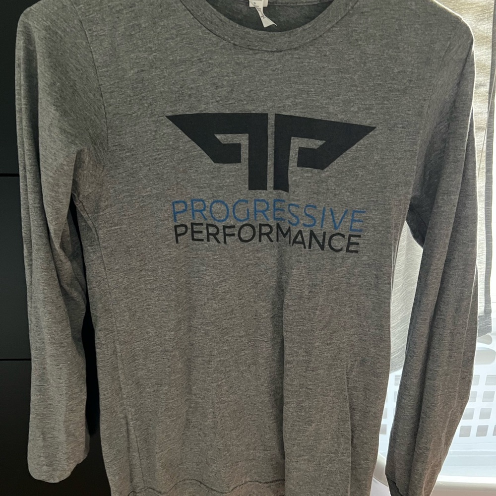 Long sleeve grey T shirt